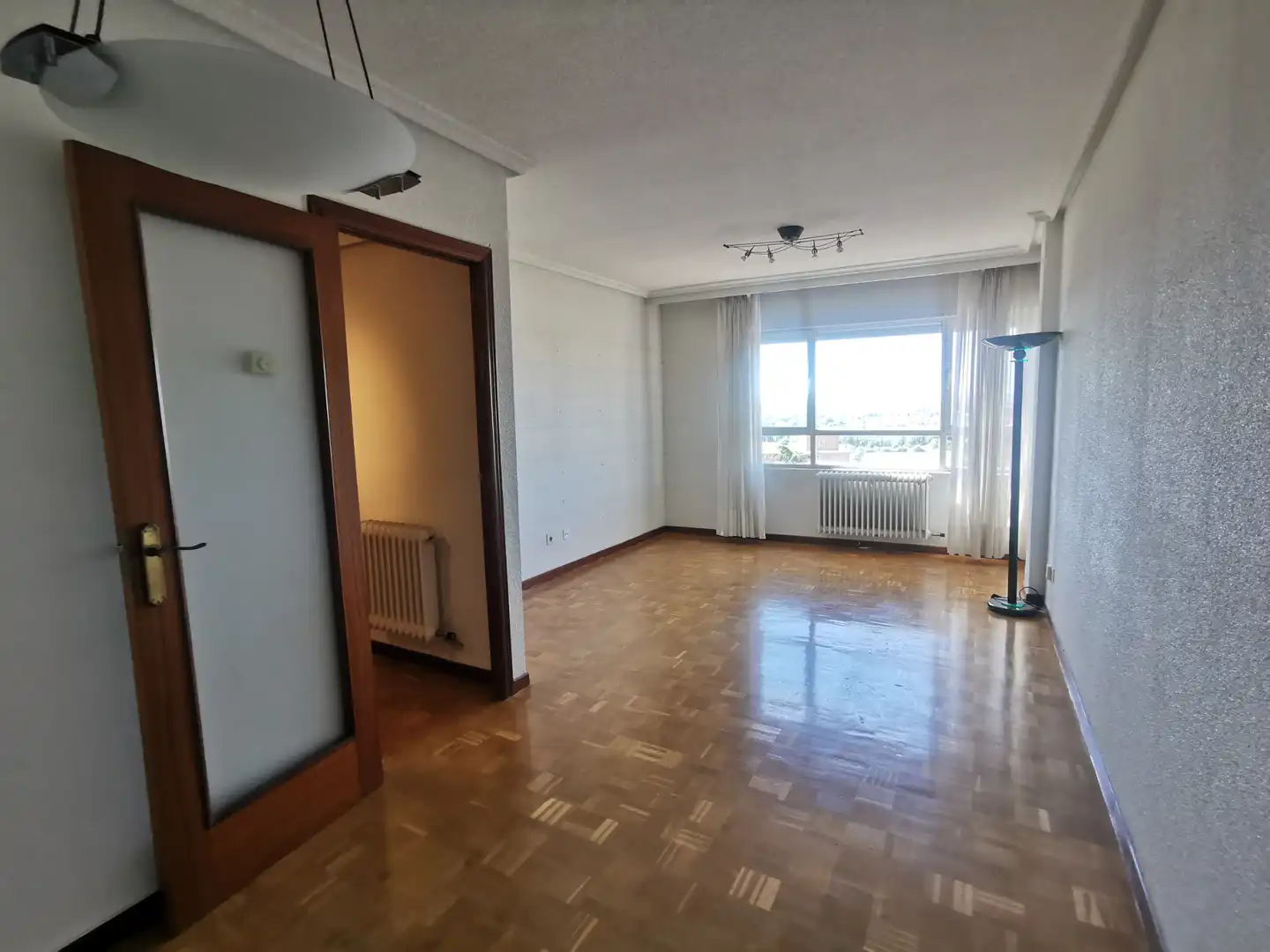 Sala d'estar de Pis en venda en Salamanca amb Calefacció i Parquet
