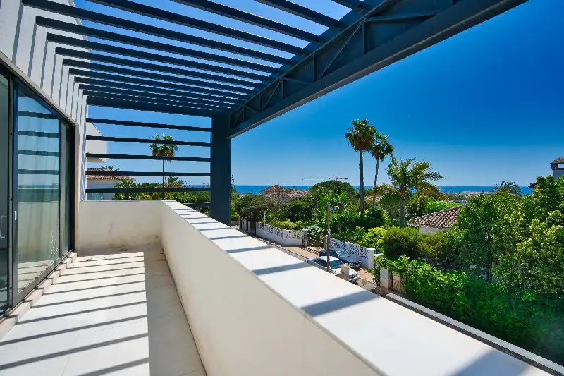 Chalet con piscina en venta en Elviria - Cabopino, imagen 12