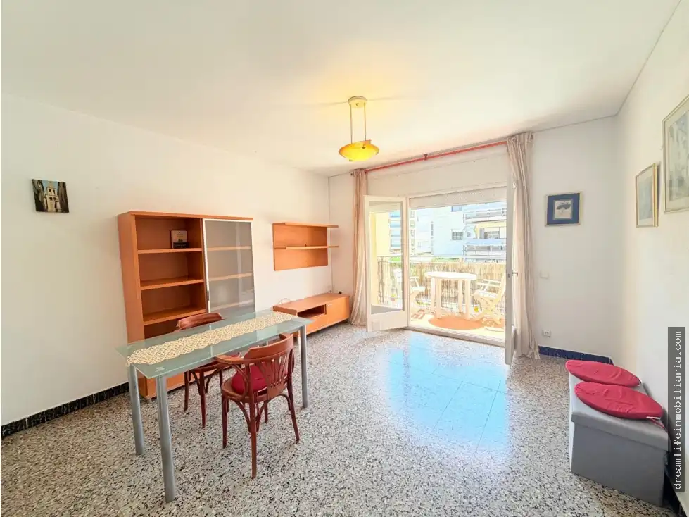Sala de estar de Apartamento en venta en Cambrils con Amueblado