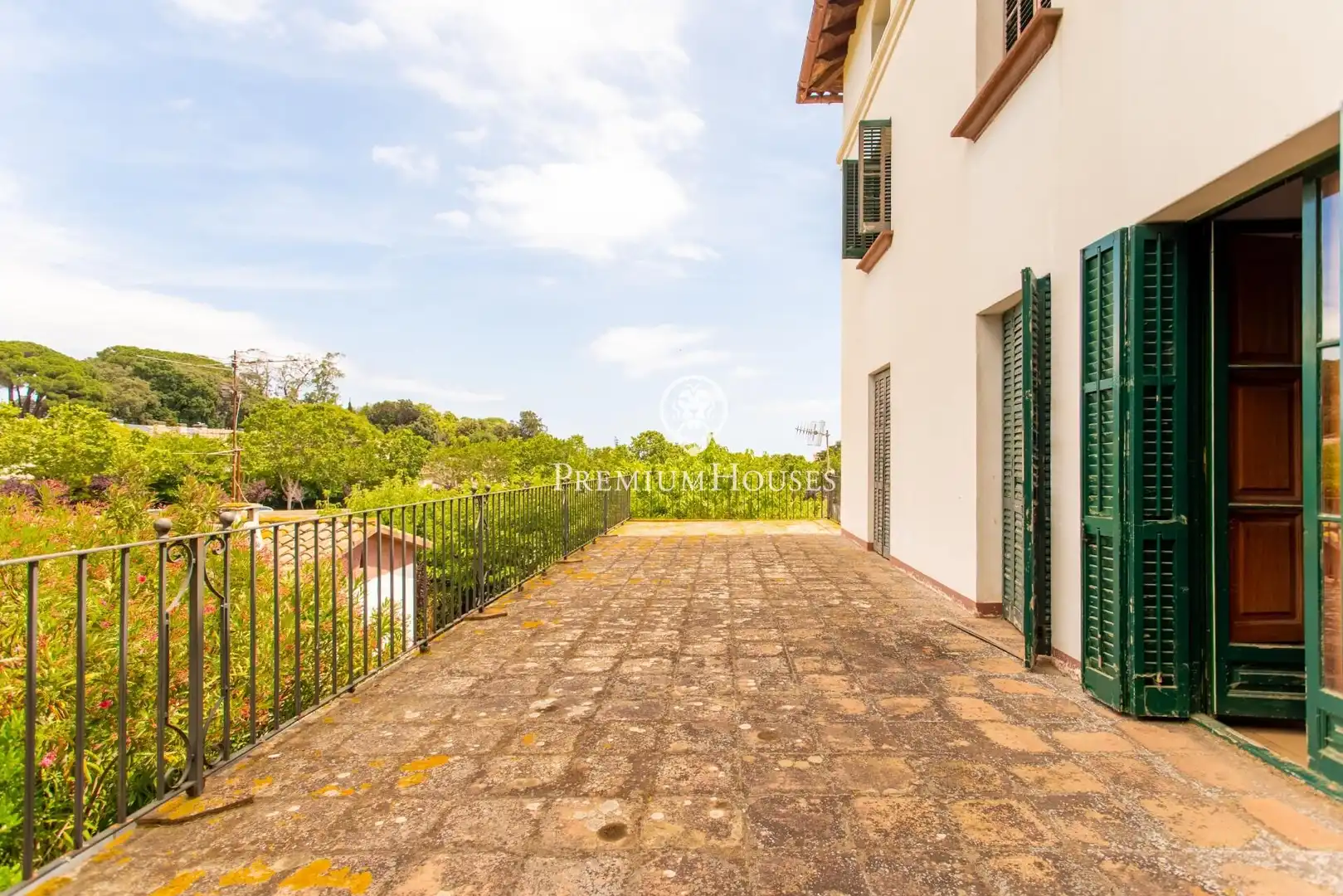 Terrassa de Finca rústica en venda en Alella amb Calefacció, Jardí privat i Terrassa