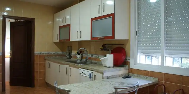 Cocina de Casa o chalet en venta en La Carlota con Jardín privado, Terraza y Trastero