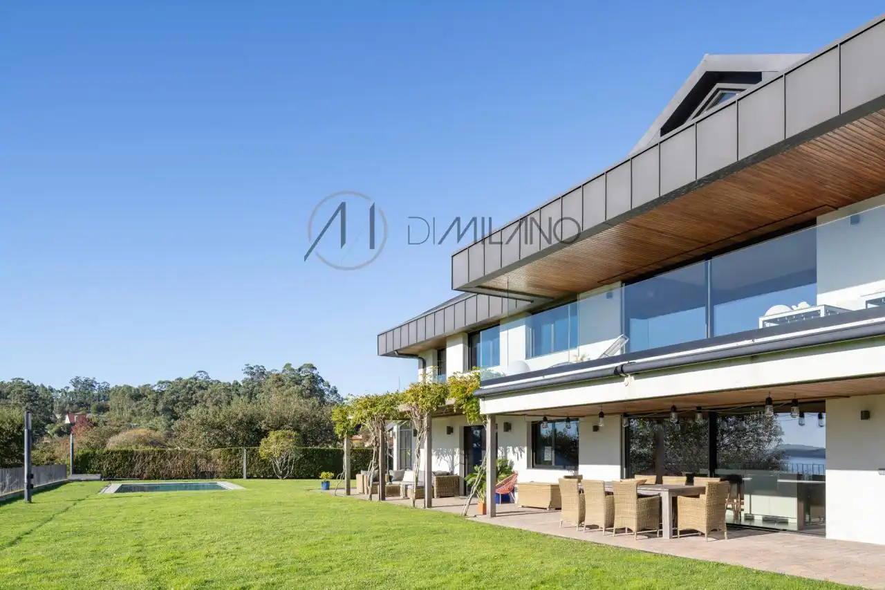 Exterior view of Houses for sale in Bueu  with Heating, Private garden and Terrace