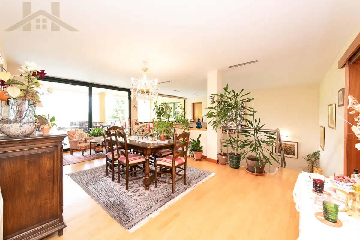 Comedor de Casa o chalet en venta en Tres Cantos con Aire acondicionado, Calefacción y Jardín privado