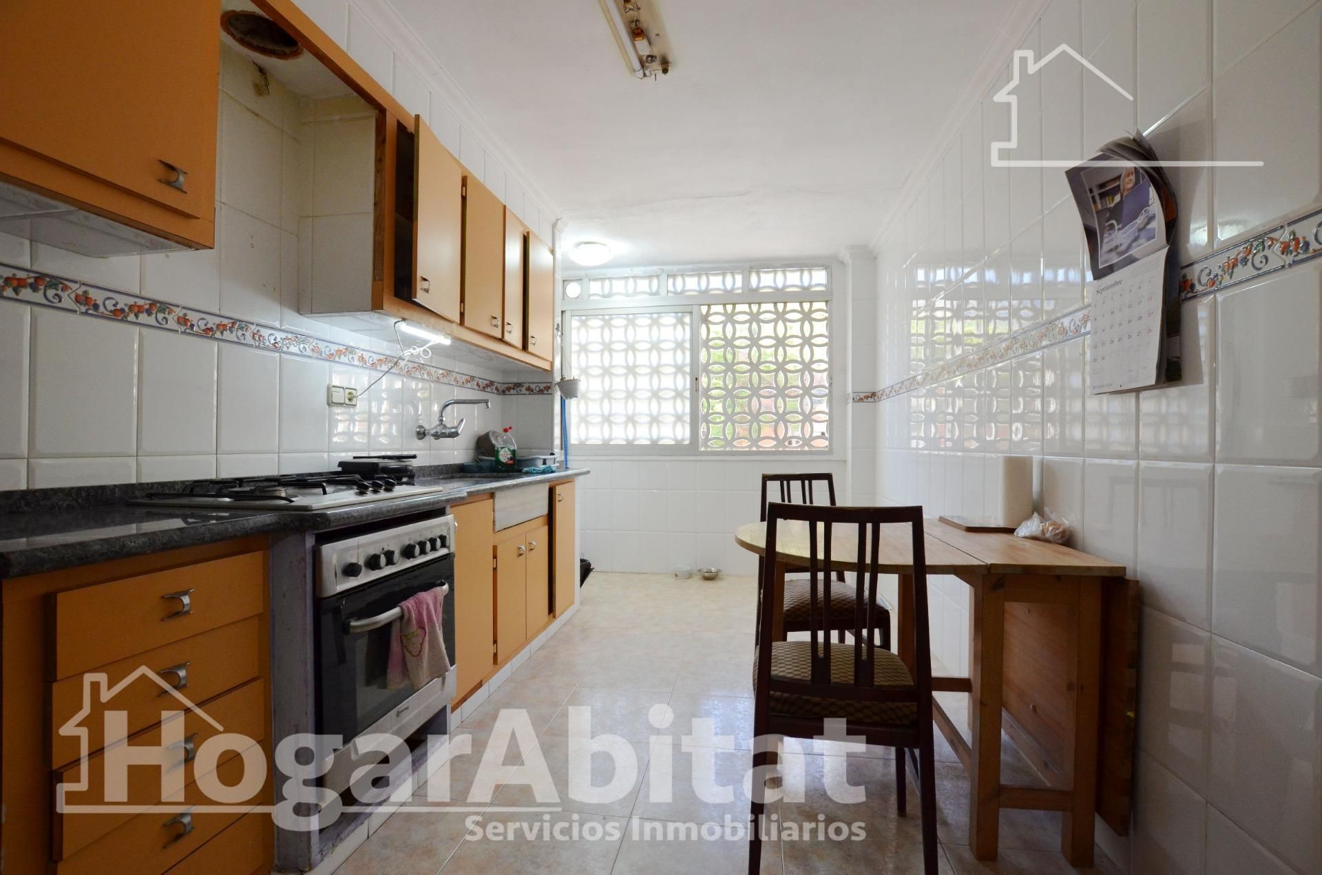 Küche von Wohnung zum verkauf in Tavernes de la Valldigna mit Terrasse und Balkon