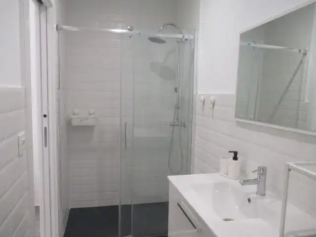 Bany de Loft de lloguer en Granada amb Aire condicionat i Moblat
