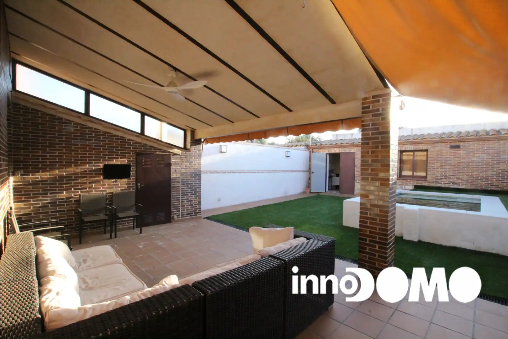 Terraza de Casa adosada en venta en Argés con Aire acondicionado, Calefacción y Jardín privado