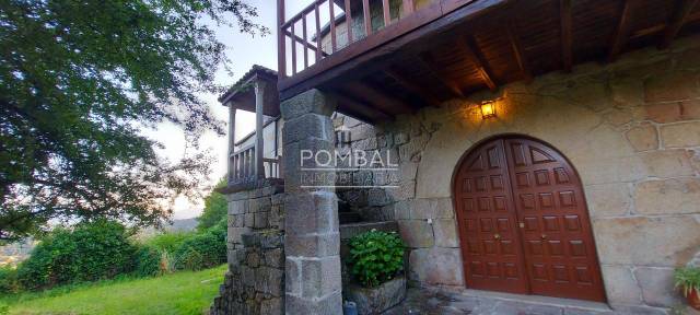 Finca rústica en Venta en Cenlle