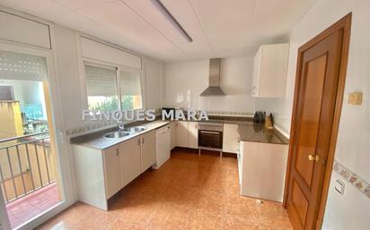 Kitchen of Single-family semi-detached for sale in Santa Coloma de Cervelló  with Air Conditioner, Terrace and Balcony