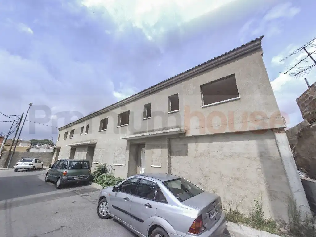 Others for sale in Calle Angeleta Ferrer Sensat