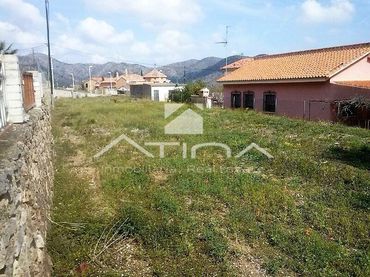 Terreny residencial en venda a Urbanizaciones