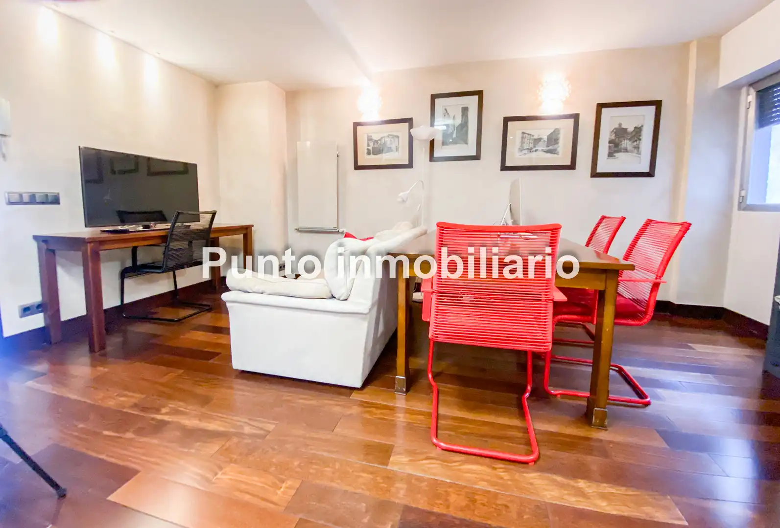 Piso en venta en Valladolid con Aire acondicionado, Calefacción y Parquet