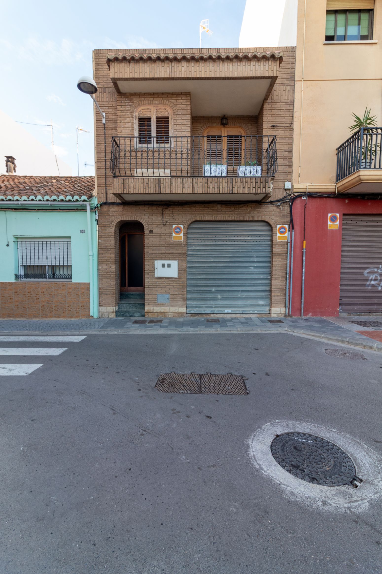 Vista exterior de Casa o chalet en venta en Sagunto / Sagunt con Terraza, Amueblado y Balcón