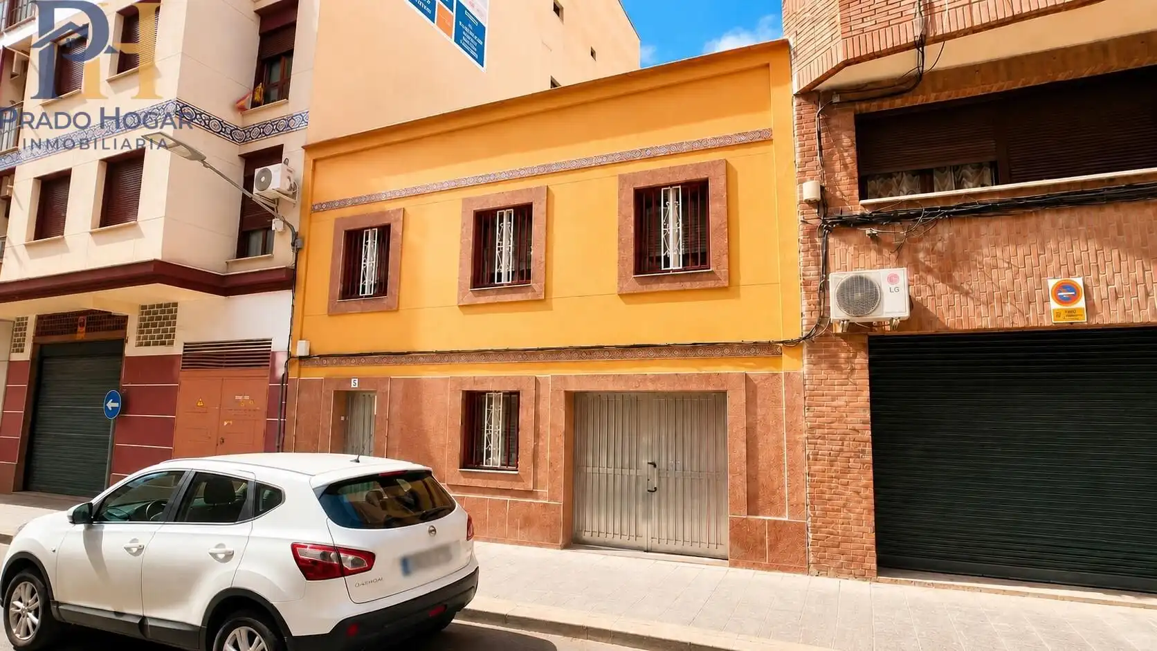 Vista exterior de Casa o xalet en venda en Talavera de la Reina amb Calefacció
