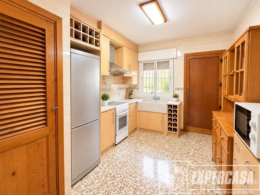 Kitchen of Houses for sale in Poble Nou