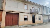 Vista exterior de Casa o xalet en venda en Pobladura de Pelayo García