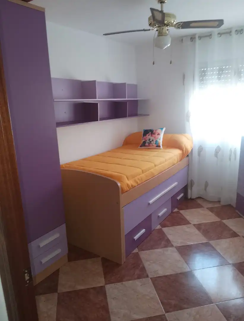 Dormitori de Pis en venda en Córdoba amb Aire condicionat, Terrassa i Moblat