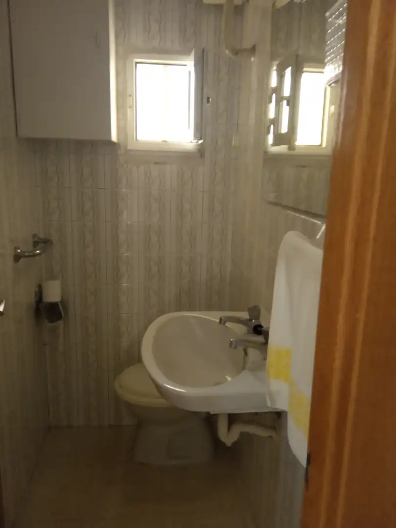 Baño de Casa o chalet en venta en Ourense Capital  con Calefacción, Jardín privado y Terraza