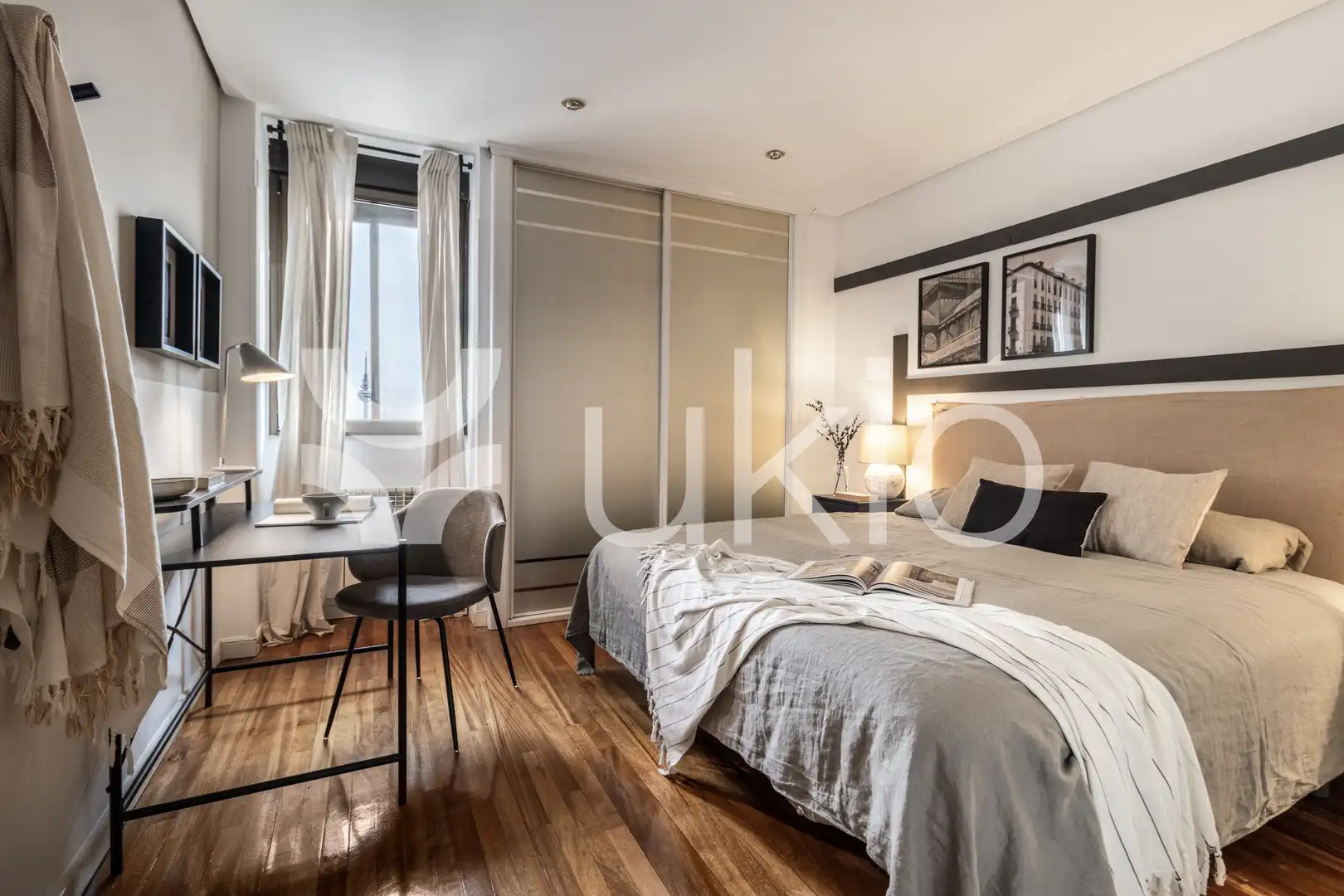 Habitación de Apartamento de alquiler en Madrid con Aire acondicionado, Calefacción y Amueblado