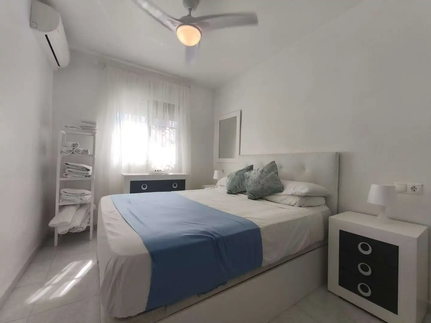 Dormitori de Apartament en venda en Orihuela amb Aire condicionat, Terrassa i Piscina