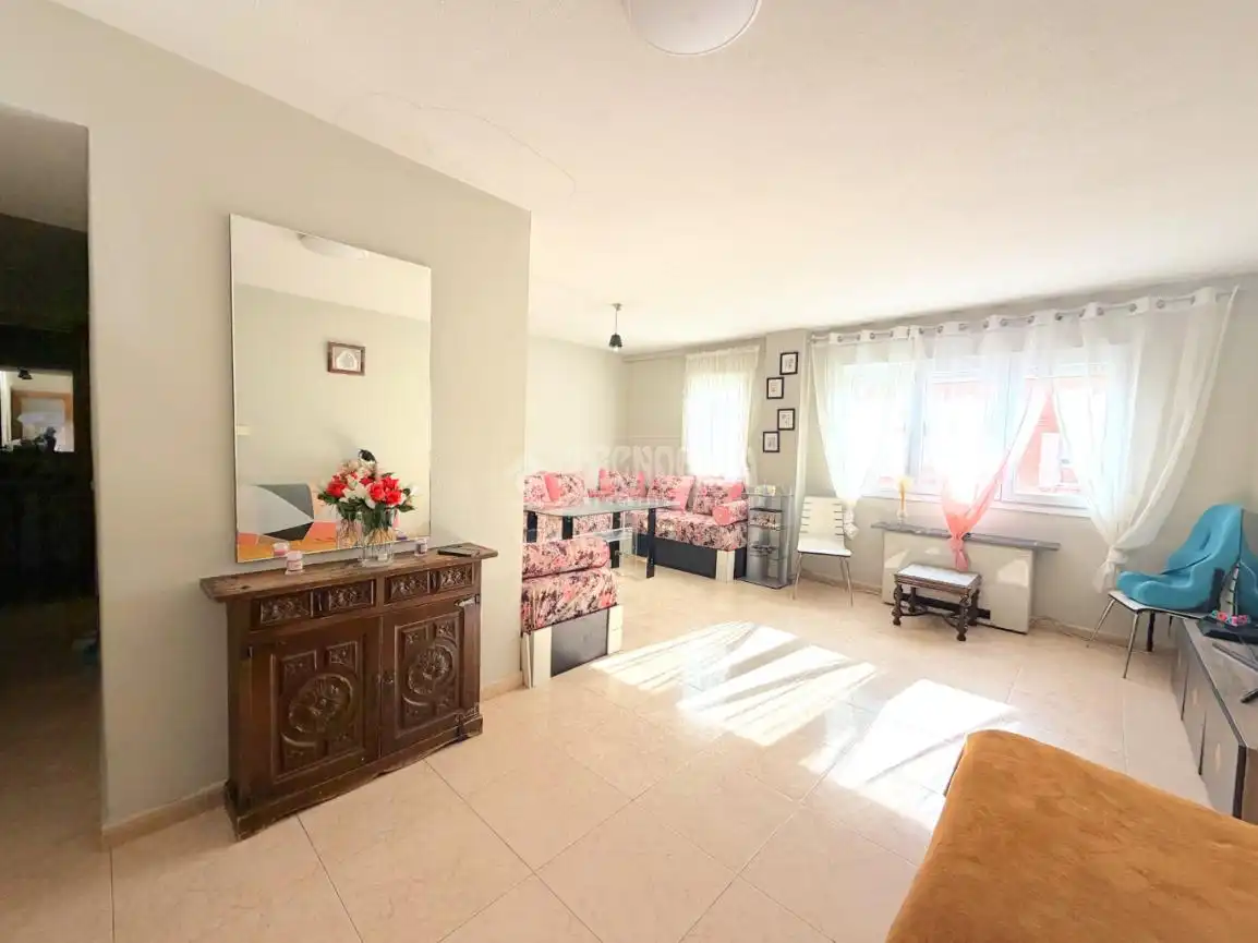 Sala de estar de Piso en venta en Torrelaguna