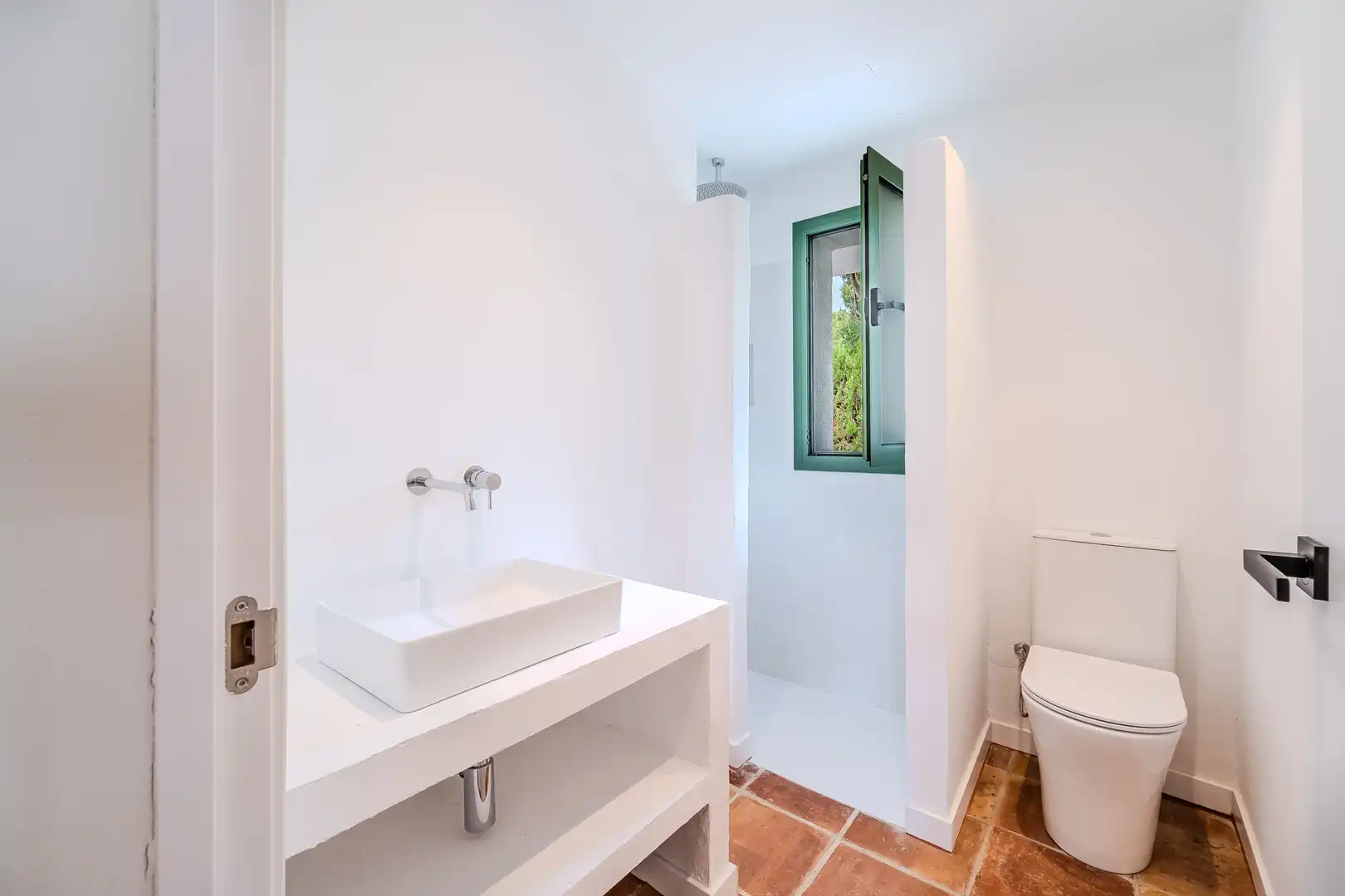Bathroom of Houses for sale in L'Ametlla de Mar   with Air Conditioner, Heating and Private garden