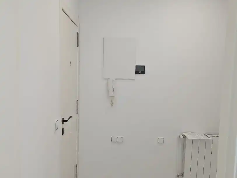 Badezimmer von Wohnung zum Verkauf in Roses mit Balkon
