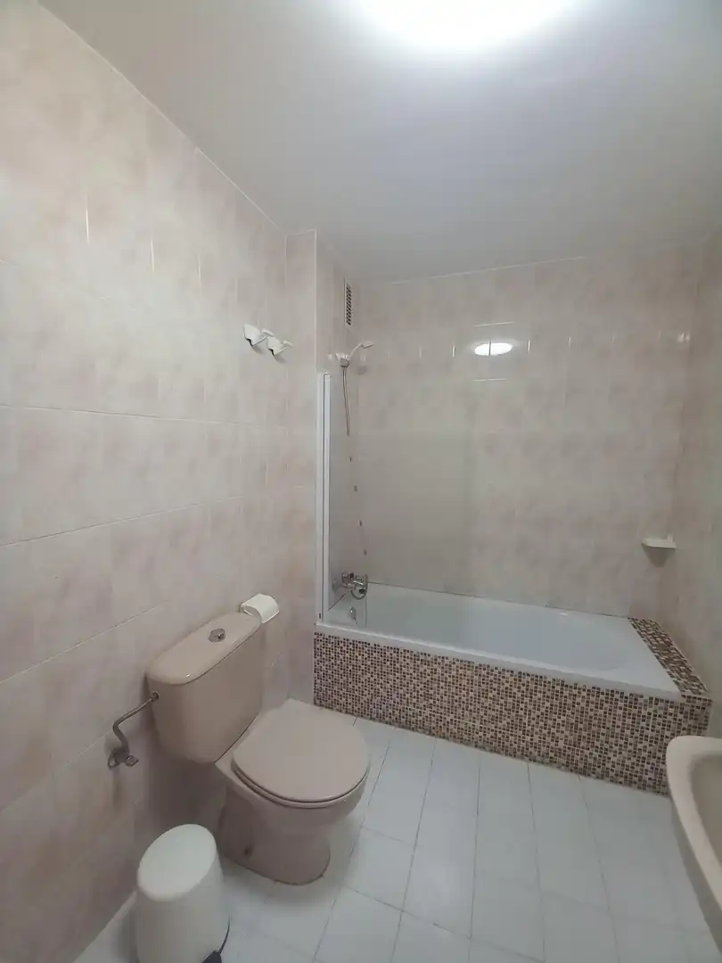 Flat for rent in Calle Victoria, La Victoria