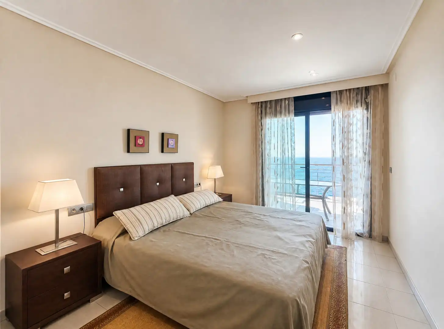 Bedroom of Flat for sale in Roses  with Air Conditioner, Heating and Terrace