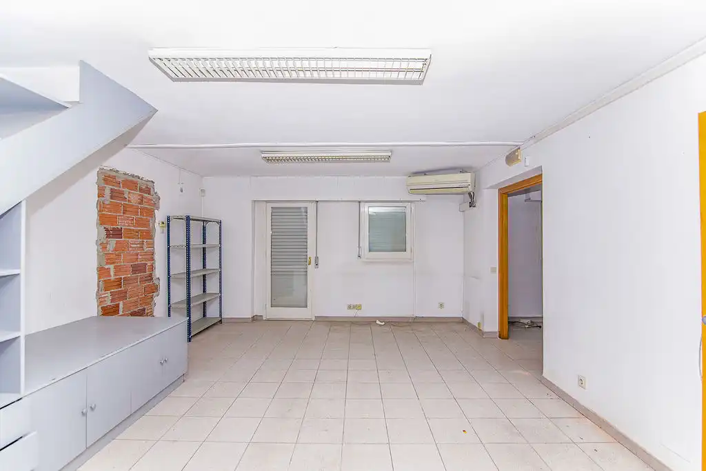 Oficina en venta en Olot