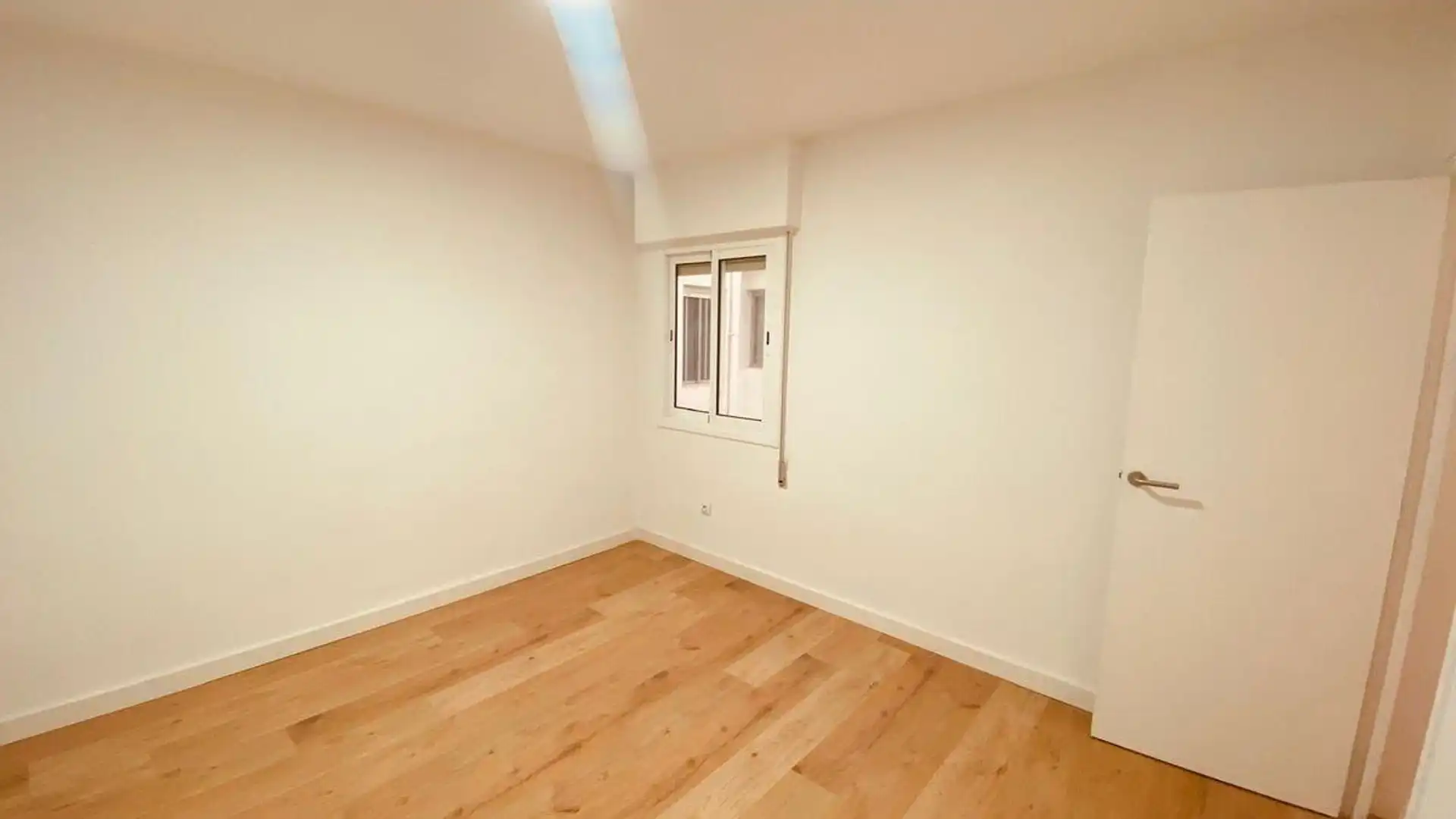 Bedroom of Flat for sale in Alcanar  with Parquet flooring and Balcony