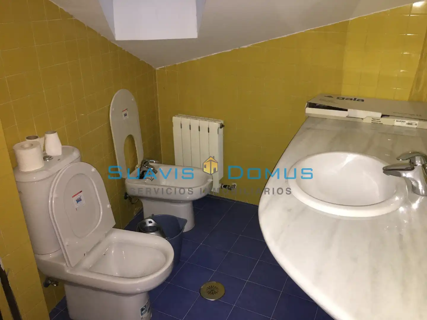 Baño de Apartamento de alquiler en Zamora Capital  con Calefacción, Amueblado y Horno