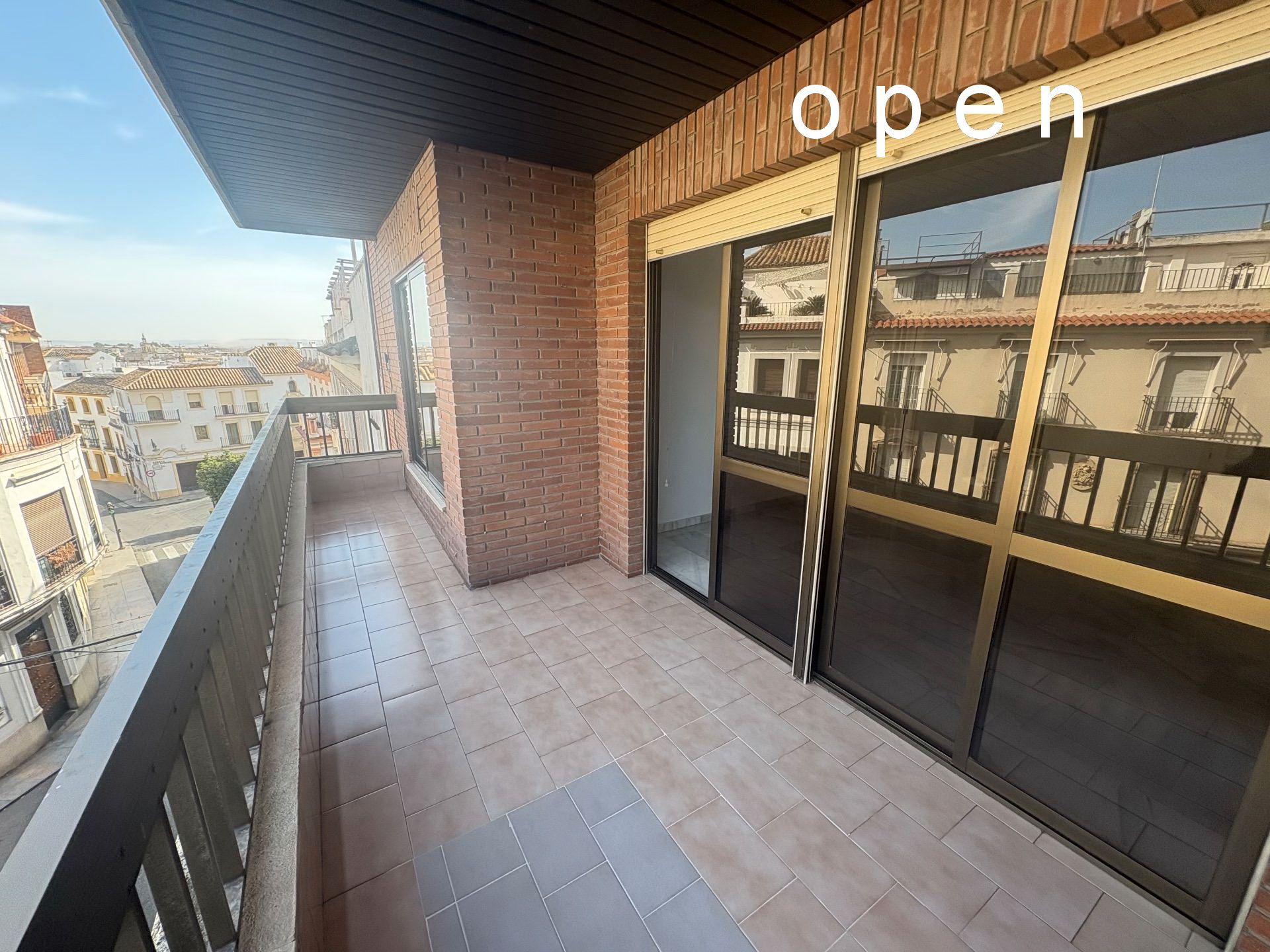 Terrassa de Pis de lloguer en  Córdoba Capital amb Aire condicionat, Calefacció i Terrassa