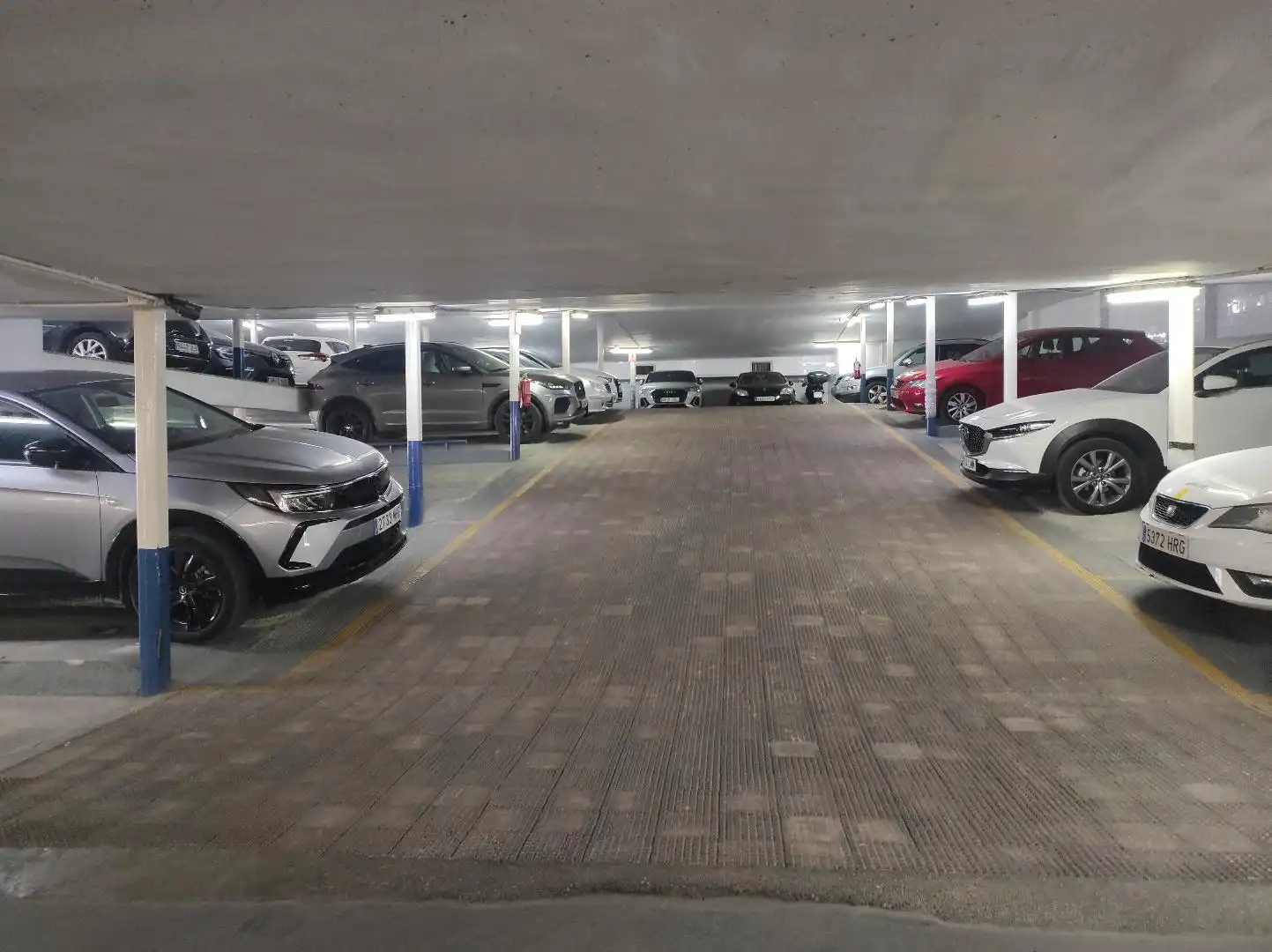 Parkplatz von Garage zum Verkauf in Valencia