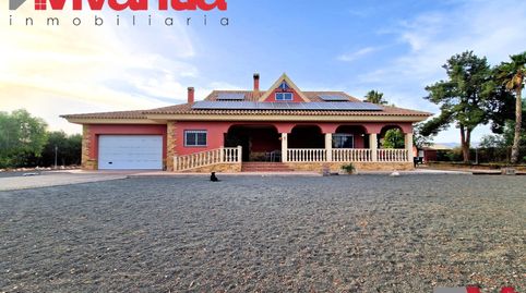 Image 3 of the listing
