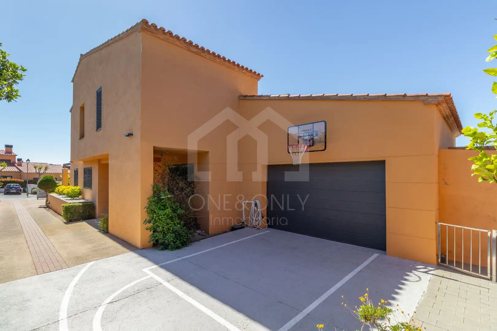Vista exterior de Casa o chalet en venta en Mont-roig del Camp con Aire acondicionado, Calefacción y Jardín privado