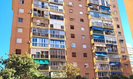 Foto 2 de Pis en venda a Calle Pacheco, 6, Parque Victoria Eugenia, Málaga Capital