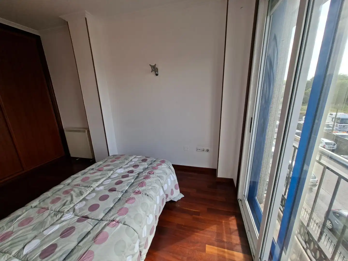 Schlafzimmer von Wohnungen zum Verkauf in Vilagarcía de Arousa mit Parkett