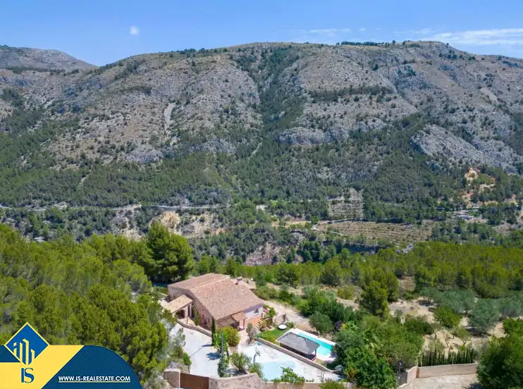 Vista exterior de Casa o chalet en venta en Altea con Terraza, Piscina y Amueblado