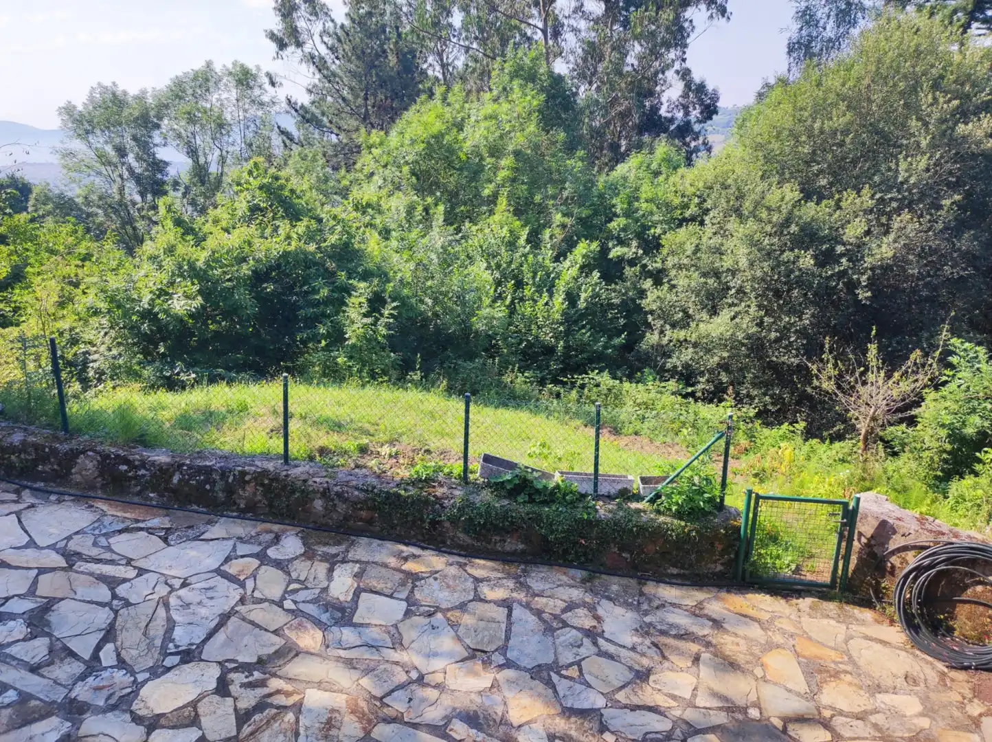 Jardí de Casa adosada en venda en Corvera de Toranzo amb Calefacció, Jardí privat i Parquet