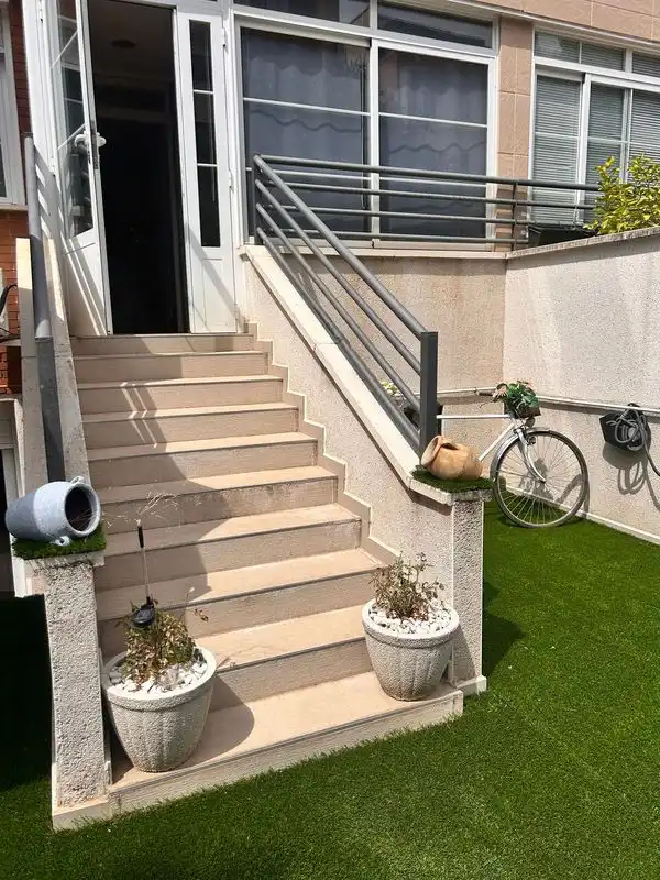 Detached homes for sale in Calle Diego de Mazariegos, 2, Nuevo Hospital