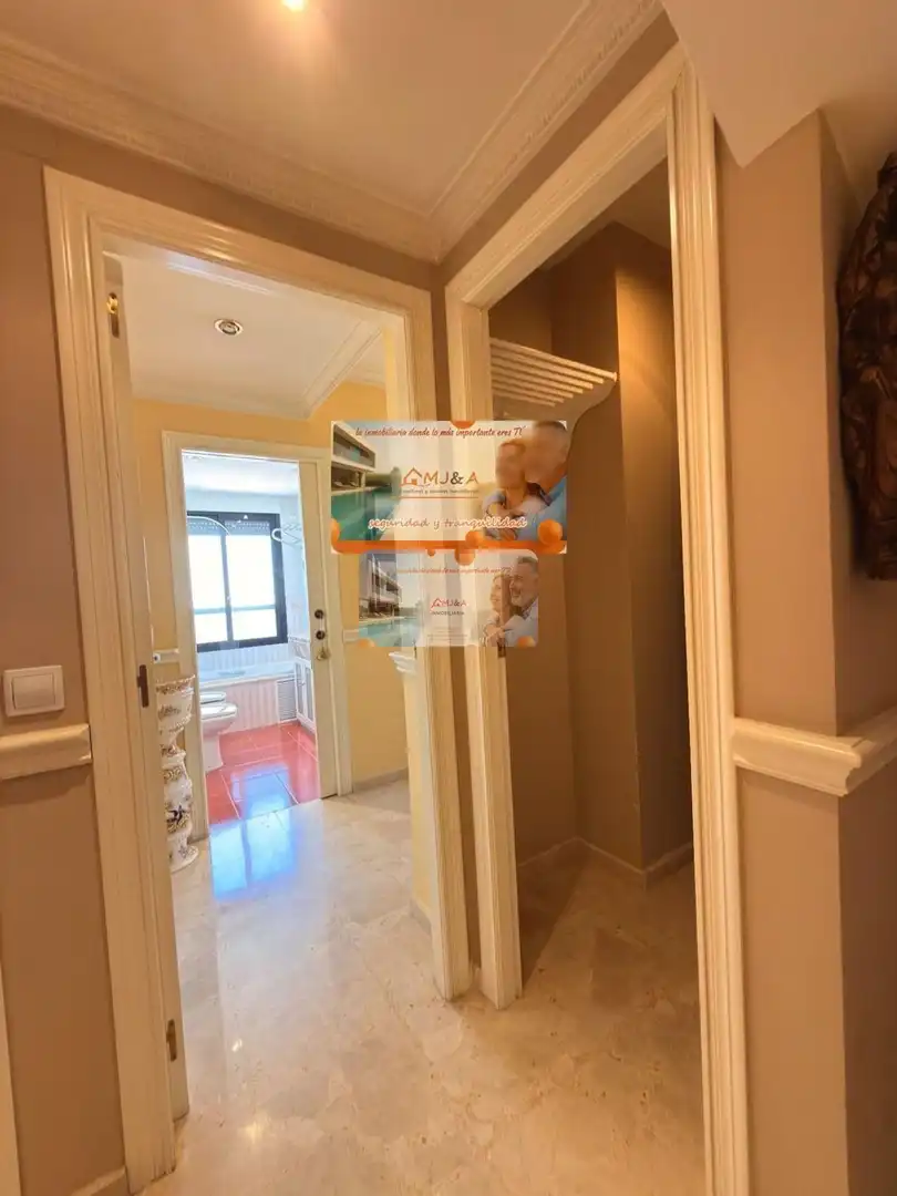 Dúplex en venta en Castellón de la Plana / Castelló de la Plana con Calefacción, Parquet y Terraza