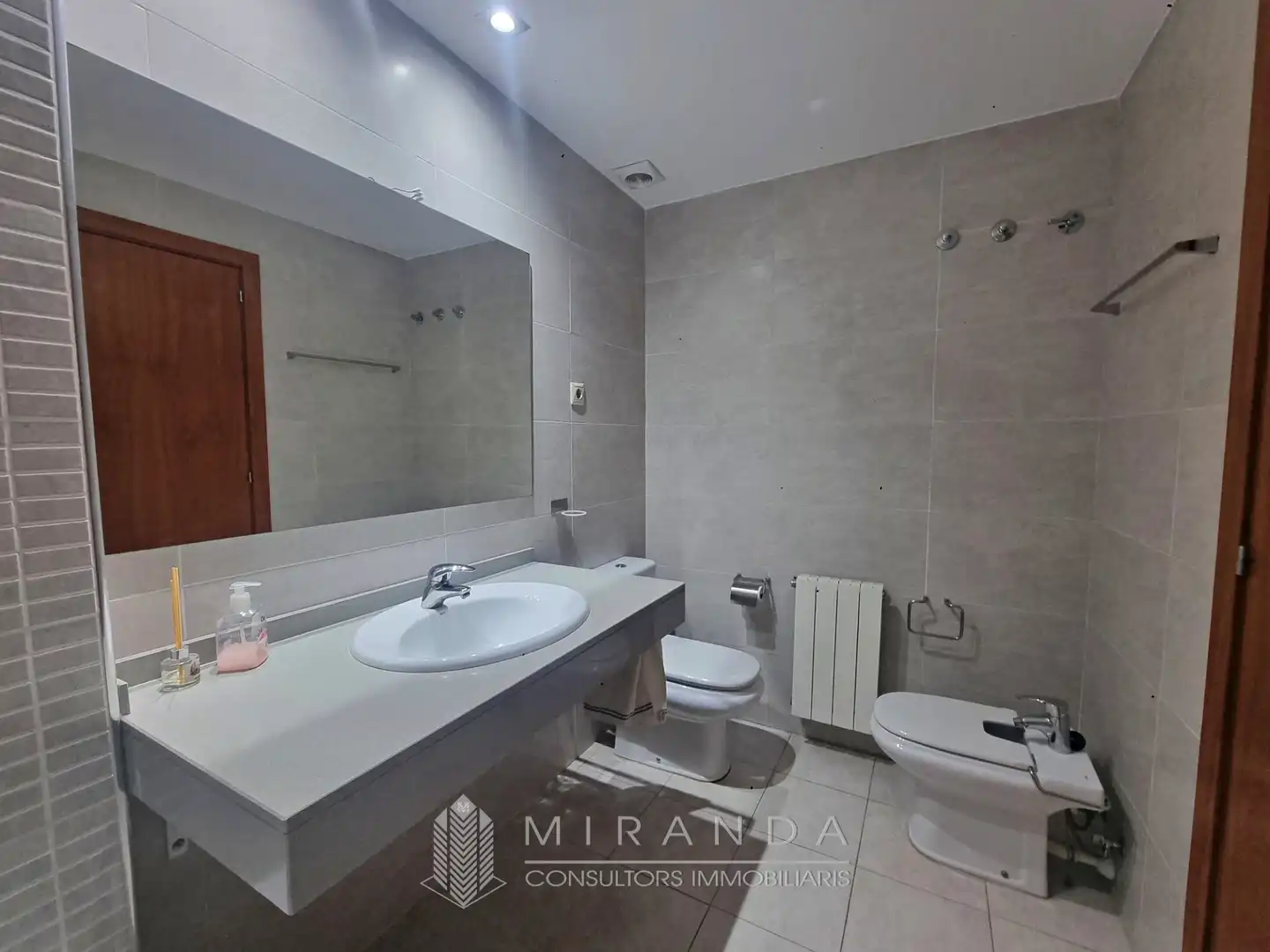 Bathroom of Flat for sale in Les Franqueses del Vallès  with Heating, Private garden and Terrace