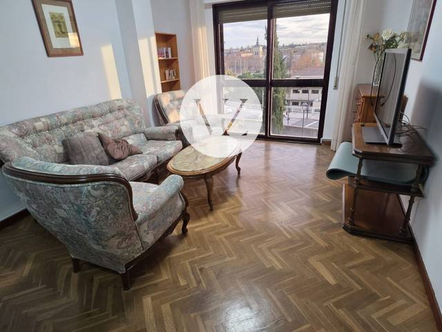 Piso en Alquiler en PASEO DEL RECTOR ESPERABÉ en San Esteban - San Cristóbal