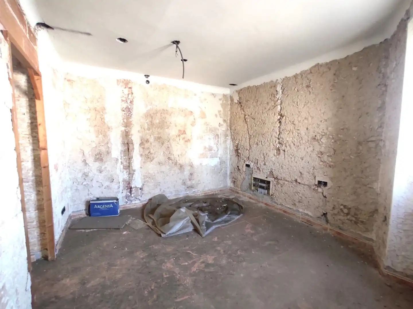 Edificio en venta en Llorenç del Penedès