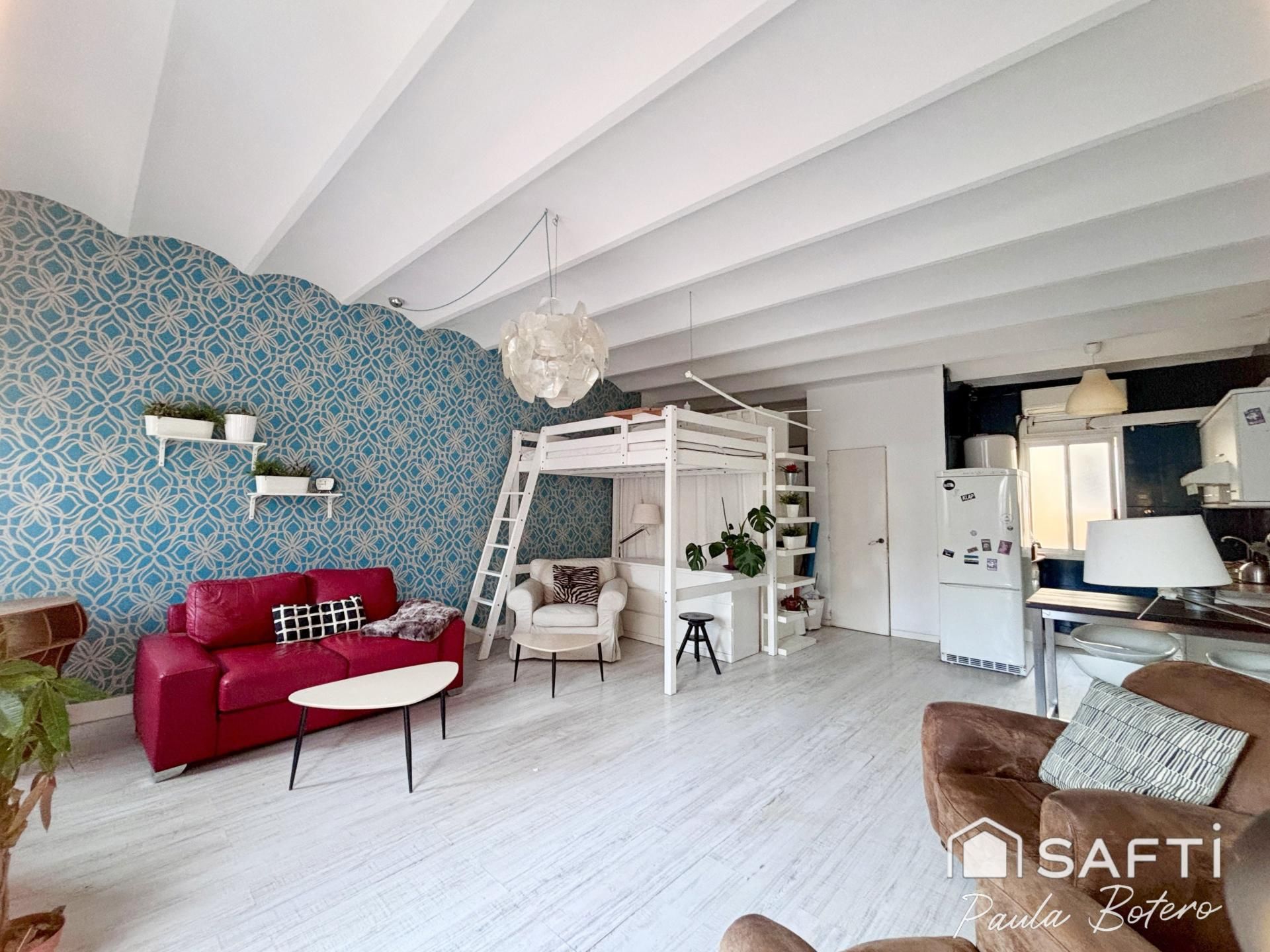 Bedroom of Flat for sale in  Barcelona Capital  with Air Conditioner, Heating and Balcony