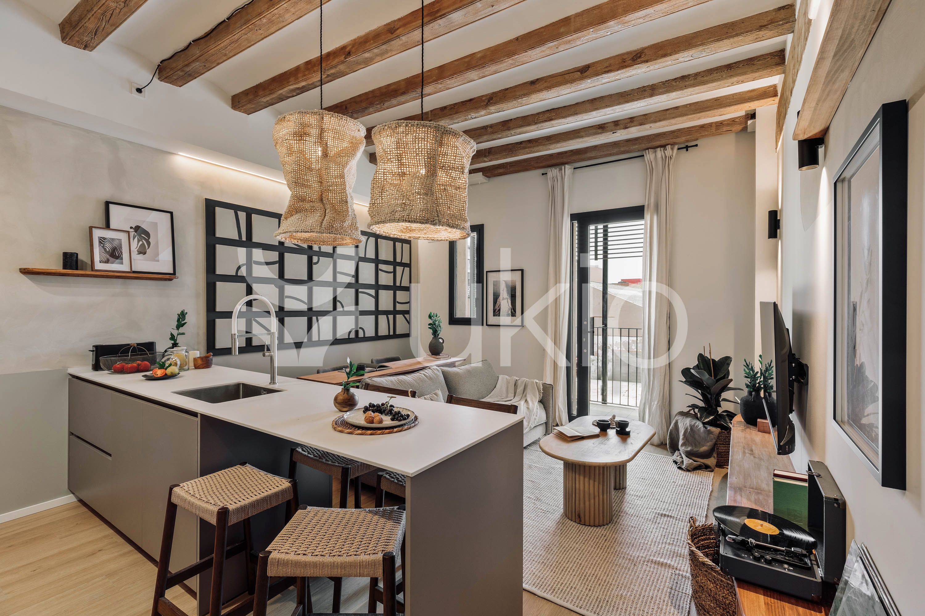Kitchen of Apartment to rent in  Barcelona Capital  with Air Conditioner, Heating and Furnished