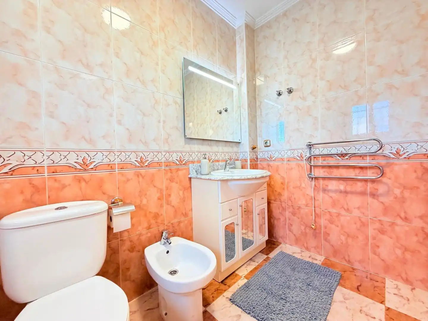 Bathroom of Detached homes for sale in Orihuela  with Air Conditioner, Heating and Private garden