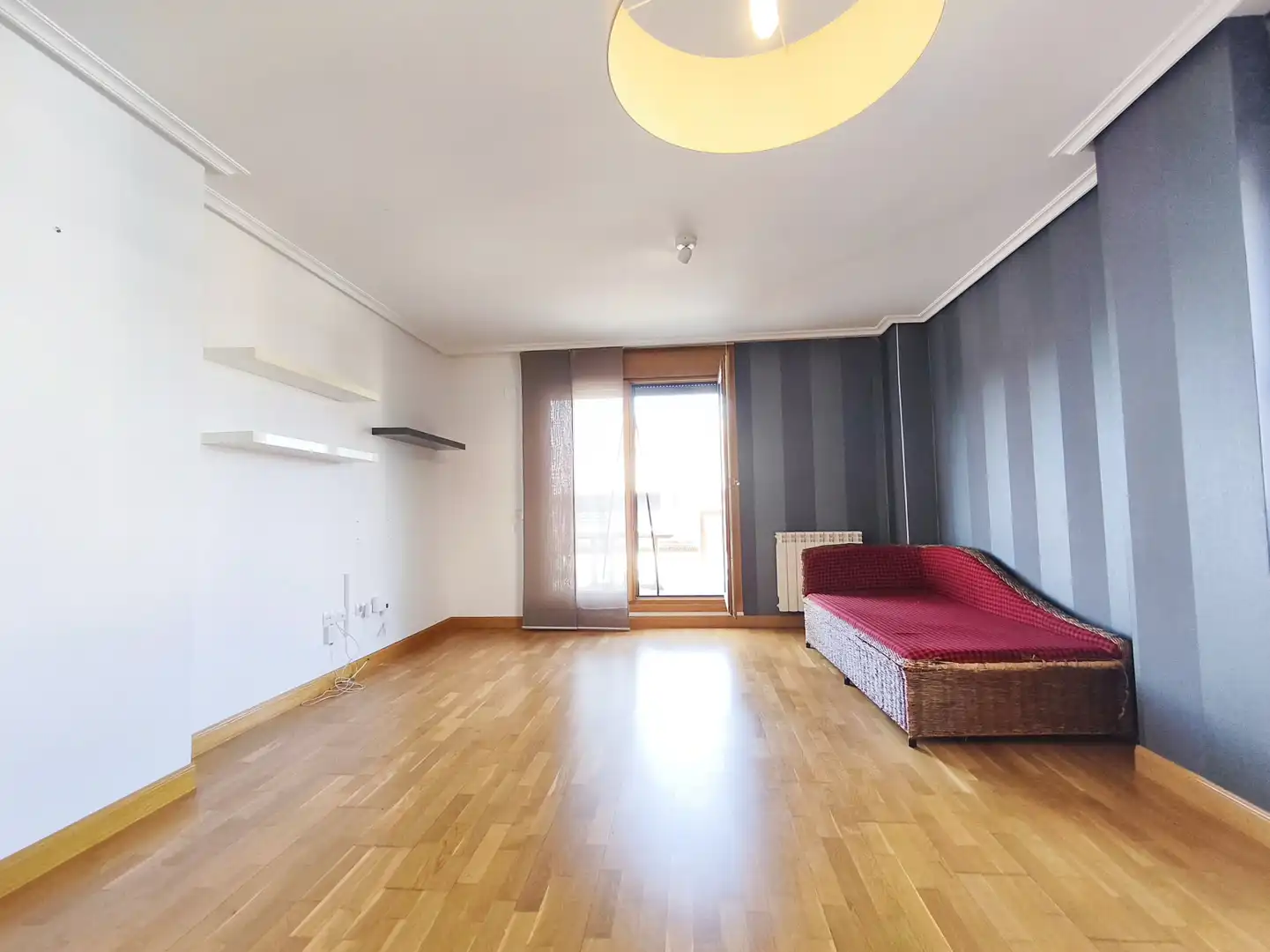Sala de estar de Piso en venta en  Logroño con Aire acondicionado, Jardín privado y Parquet