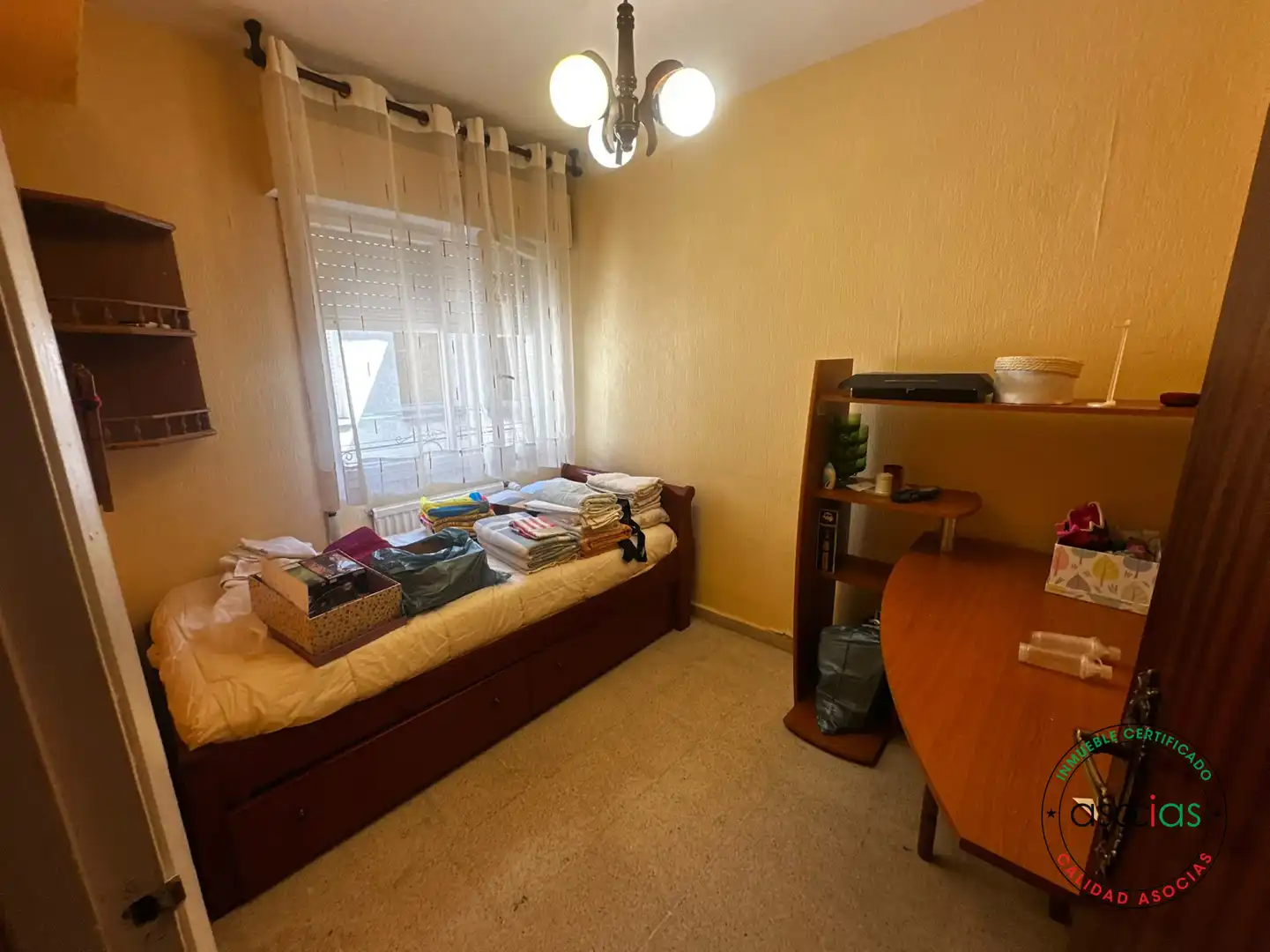 Dormitori de Pis en venda en Gijón  amb Calefacció i Parquet
