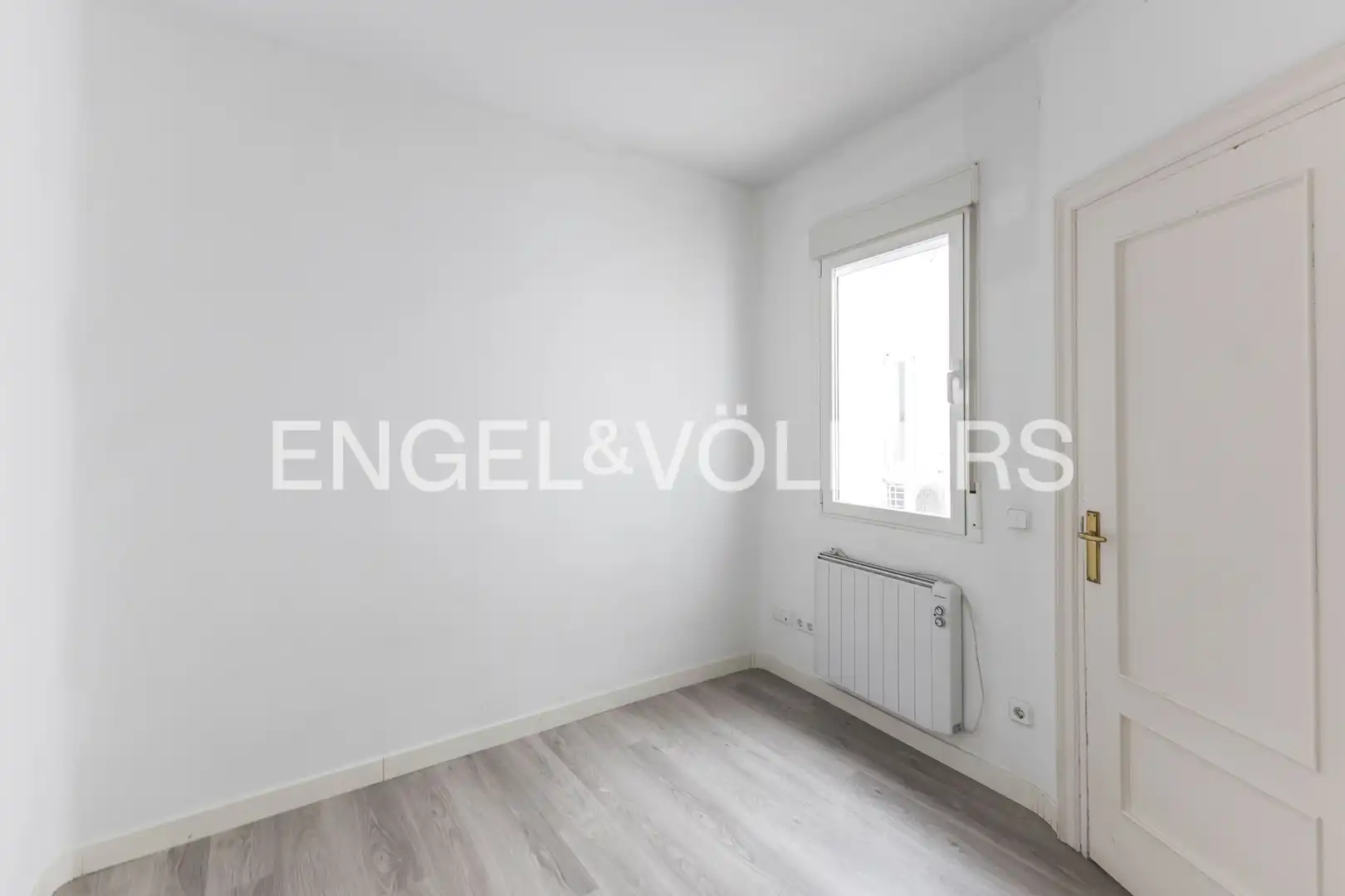 Bedroom of Attic for rent in Barrio de Salamanca